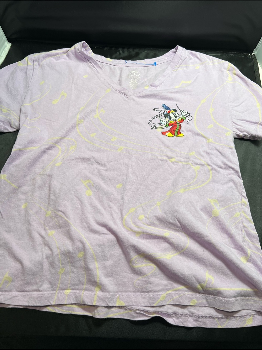 Disney 100 Purple Tee Women’s Medium 100 Years of Wonder Shirt Mickey D100